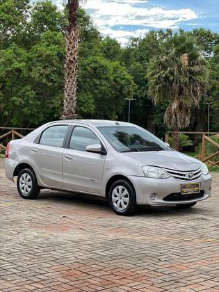 TOYOTA ETIOS 1.5 X SEDAN 16V FLEX 4P MANUAL